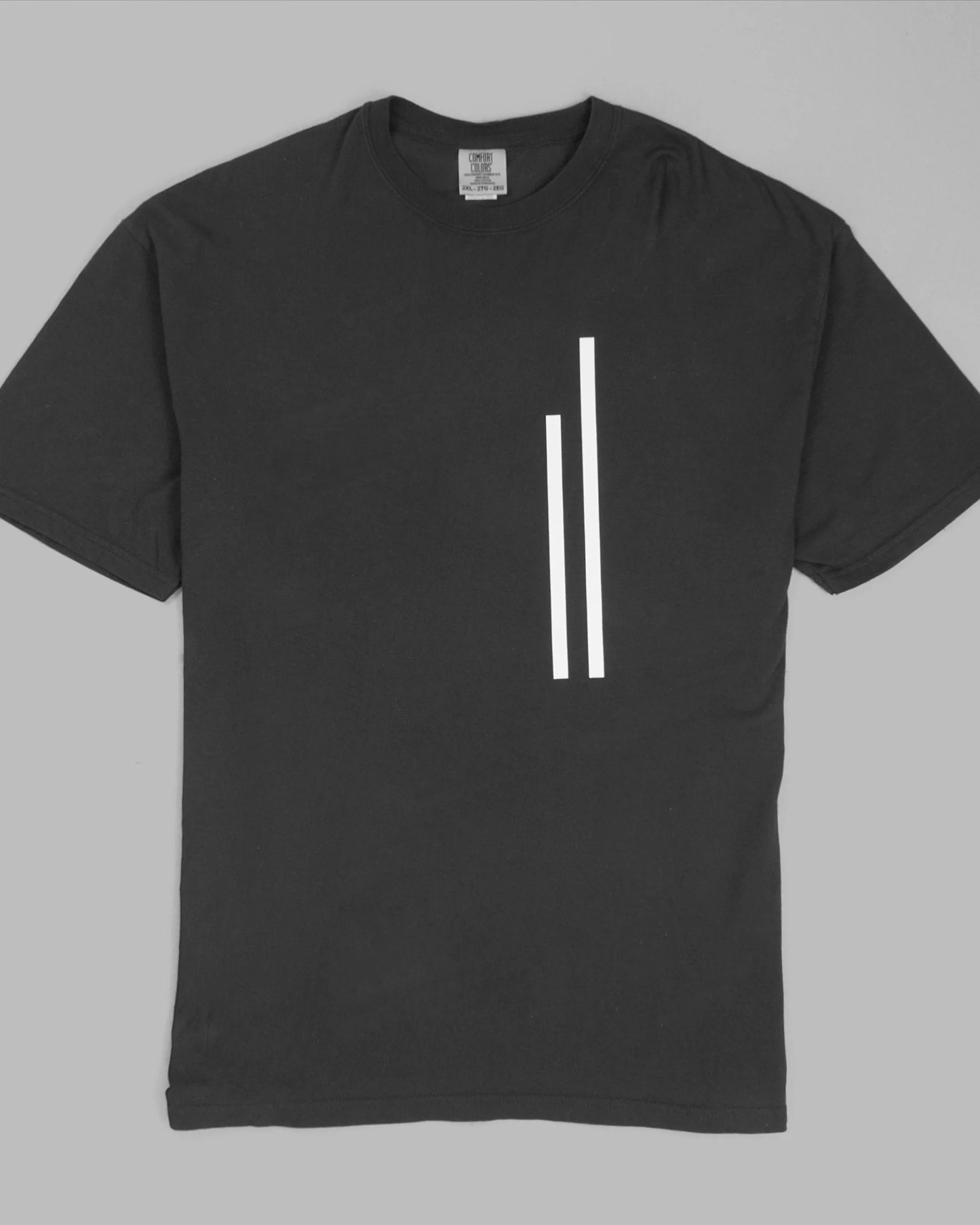 VERTICAL INTERRUPTION // BLACK